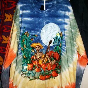 grateful dead skeleton & guitar in cornfield & pumpkins new M tee die sweatshirt